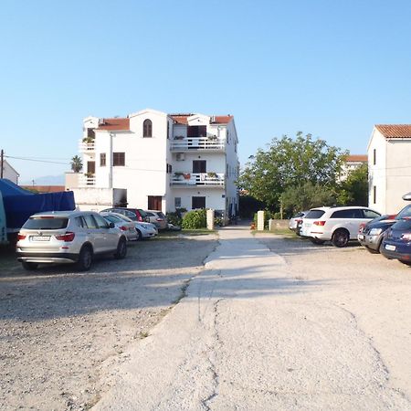 Apartments Ida Sućuraj Esterno foto